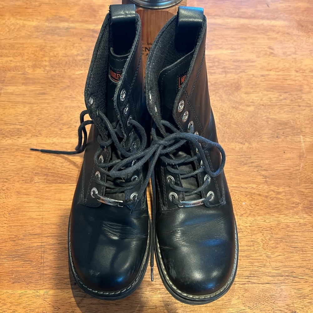 Harley Davidson Womens boots size 9.5